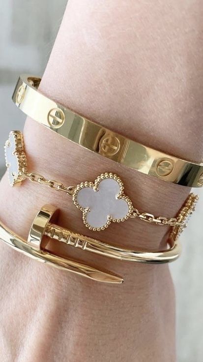 Cartier Nail And Love Bangle With White Clover Bracelet